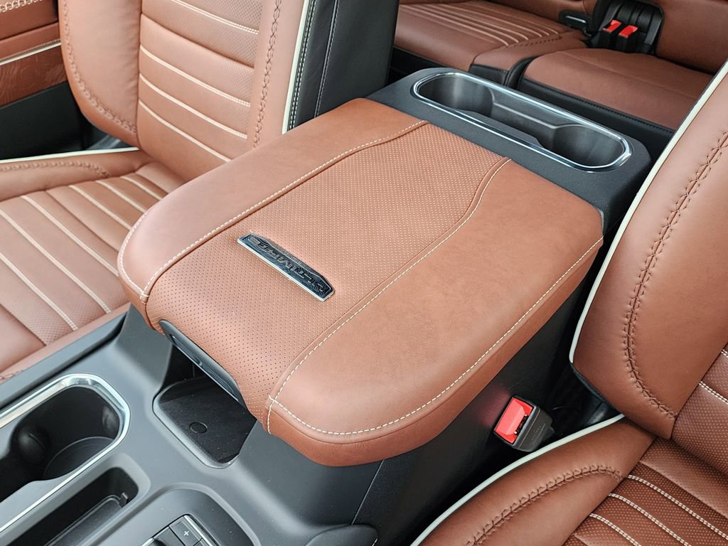 New 2026 GMC Sierra 3500 Denali Ultimate image 35