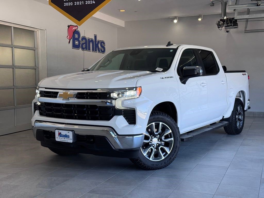 Certified 2023 Chevrolet Silverado 1500 LT AWD/4WD image 2