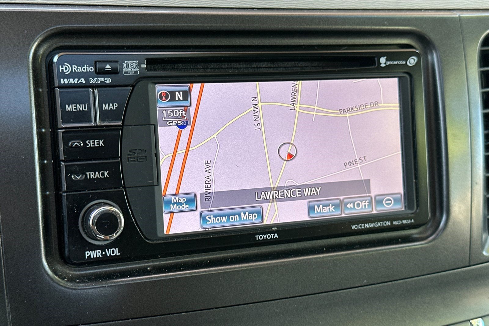 Used 2014 Toyota Sienna XLE FWD image 20
