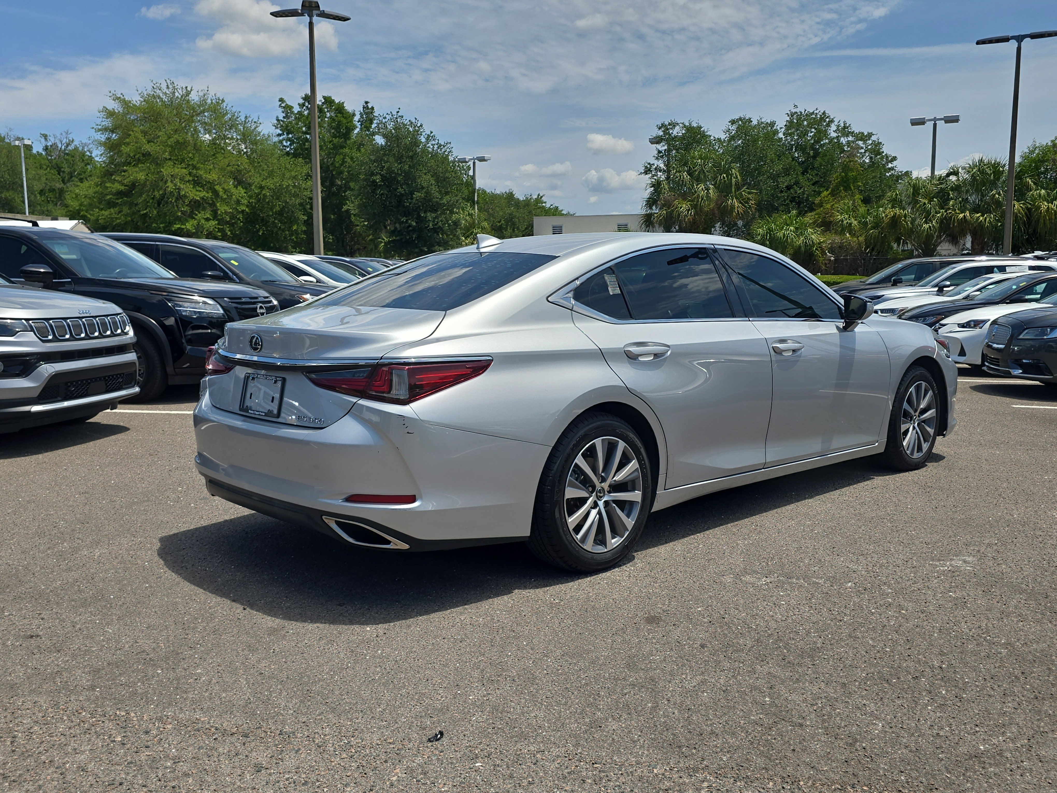 Used 2021 Lexus ES 350 w/ Accessory Package 2 FWD image 8