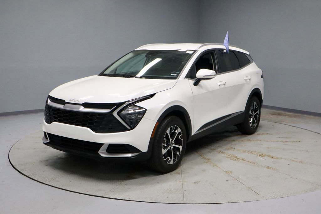 Used 2023 Kia Sportage EX AWD/4WD image 8