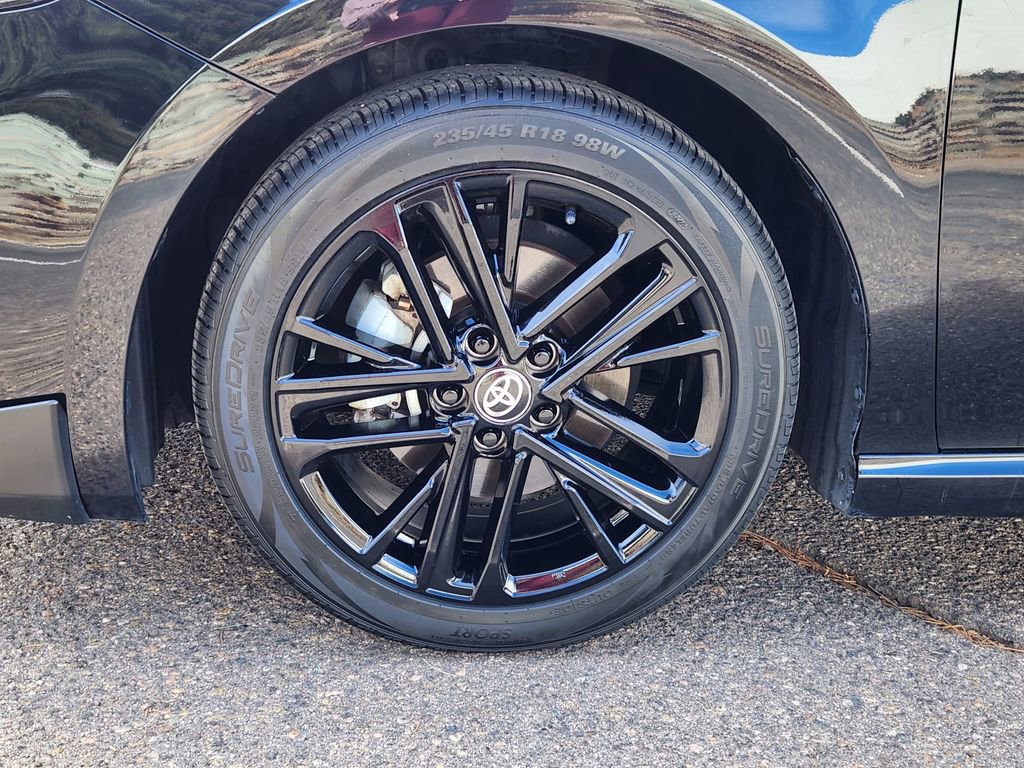 Used 2025 Toyota Camry SE image 17