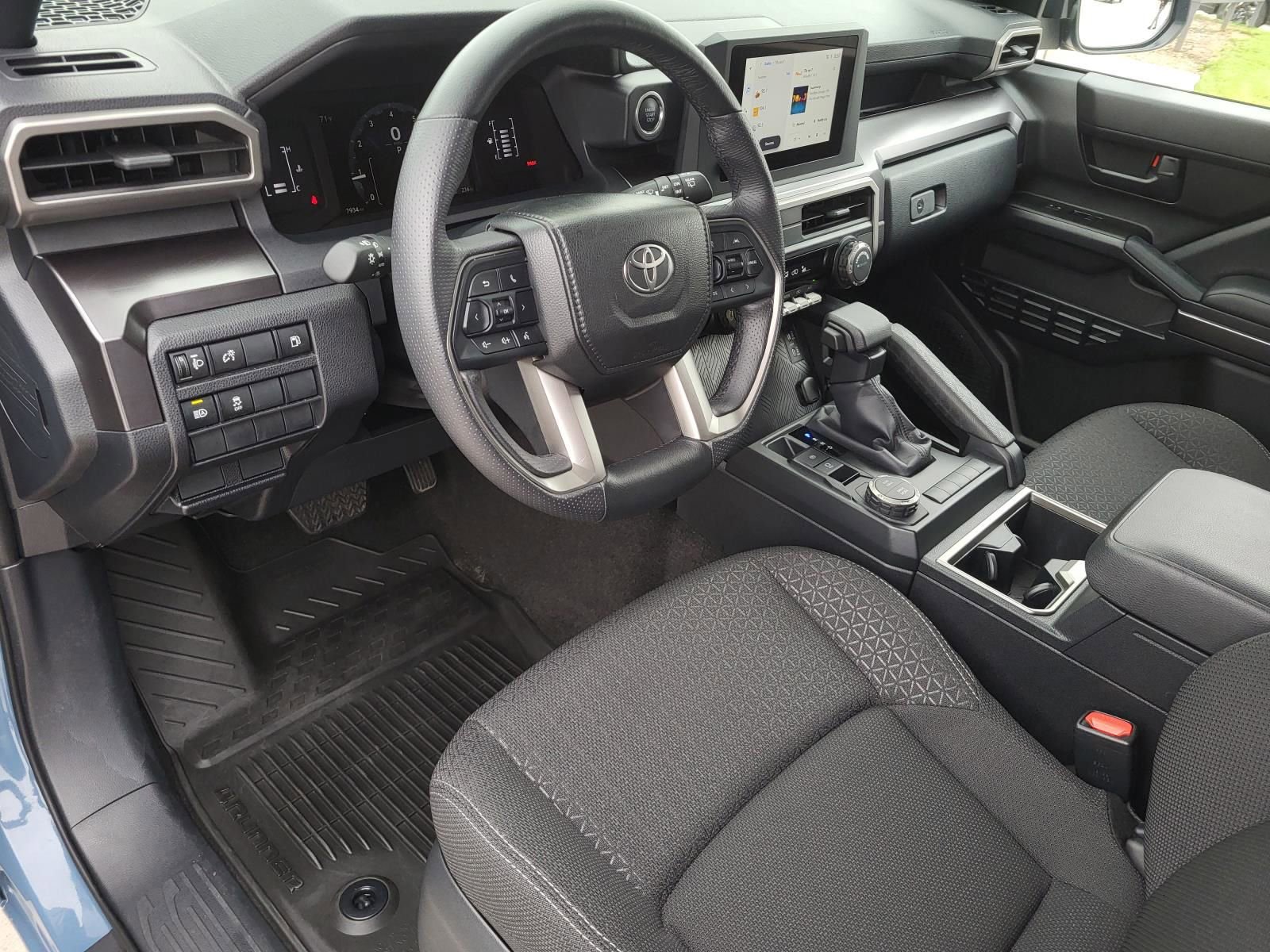 Used 2025 Toyota 4Runner SR5 RWD image 19