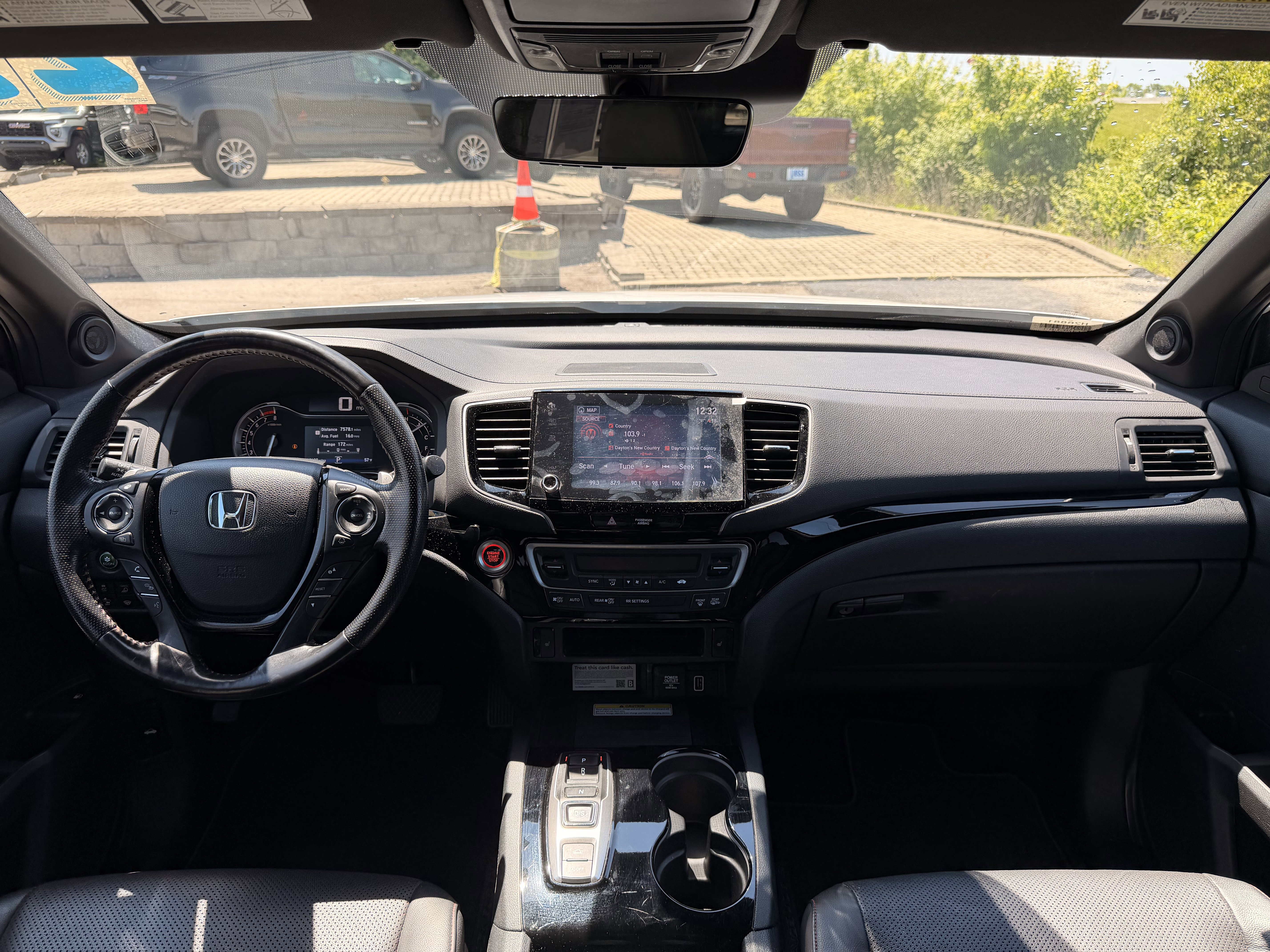 Used 2023 Honda Ridgeline Black Edition image 17