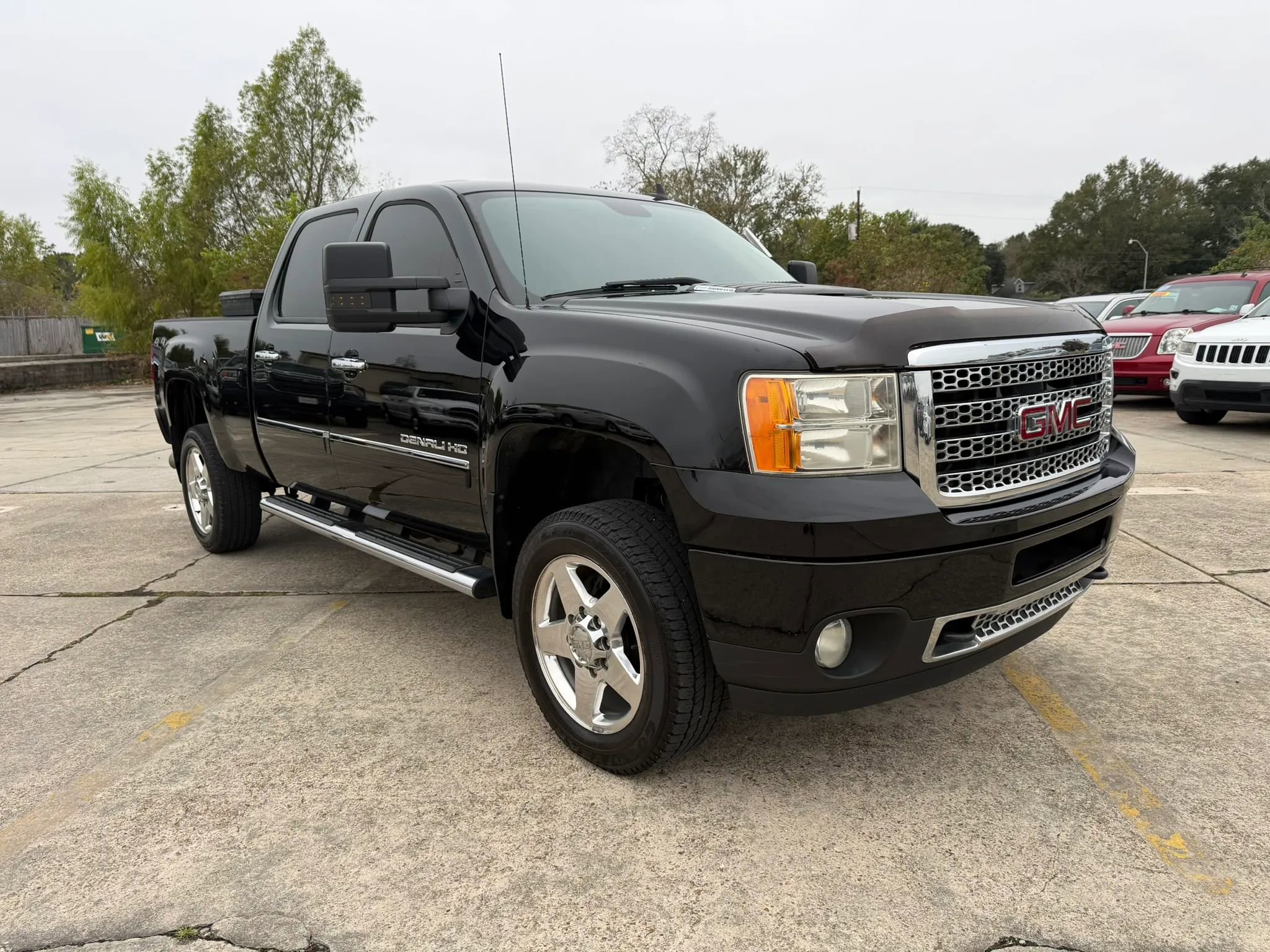 Used 2013 GMC Sierra 2500 Denali AWD/4WD image 8
