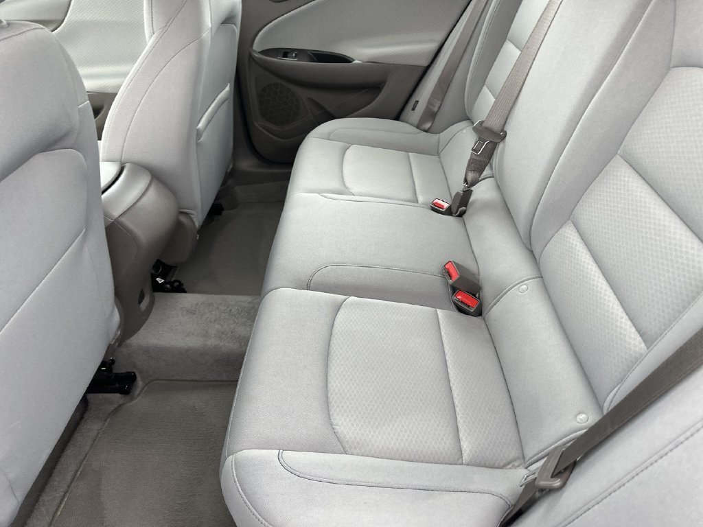 Used 2024 Chevrolet Malibu LS FWD image 17