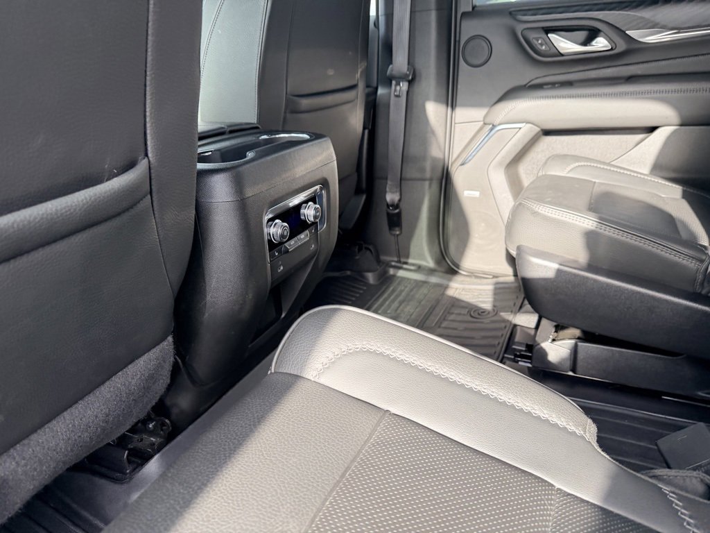 Used 2023 GMC Yukon Denali image 33