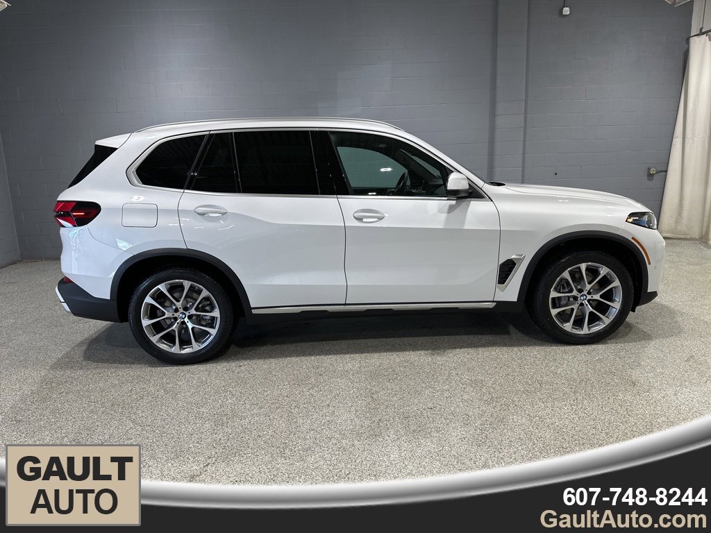 New 2026 BMW X5 xDrive40i image 2
