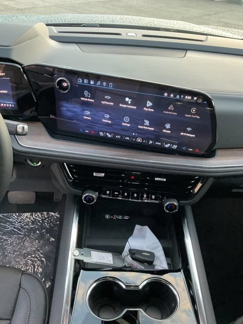 New 2026 Chevrolet Suburban High Country AWD/4WD image 17