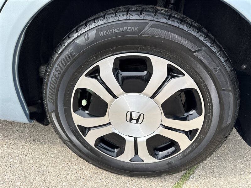 Used 2014 Honda Civic Hybrid Sedan image 15