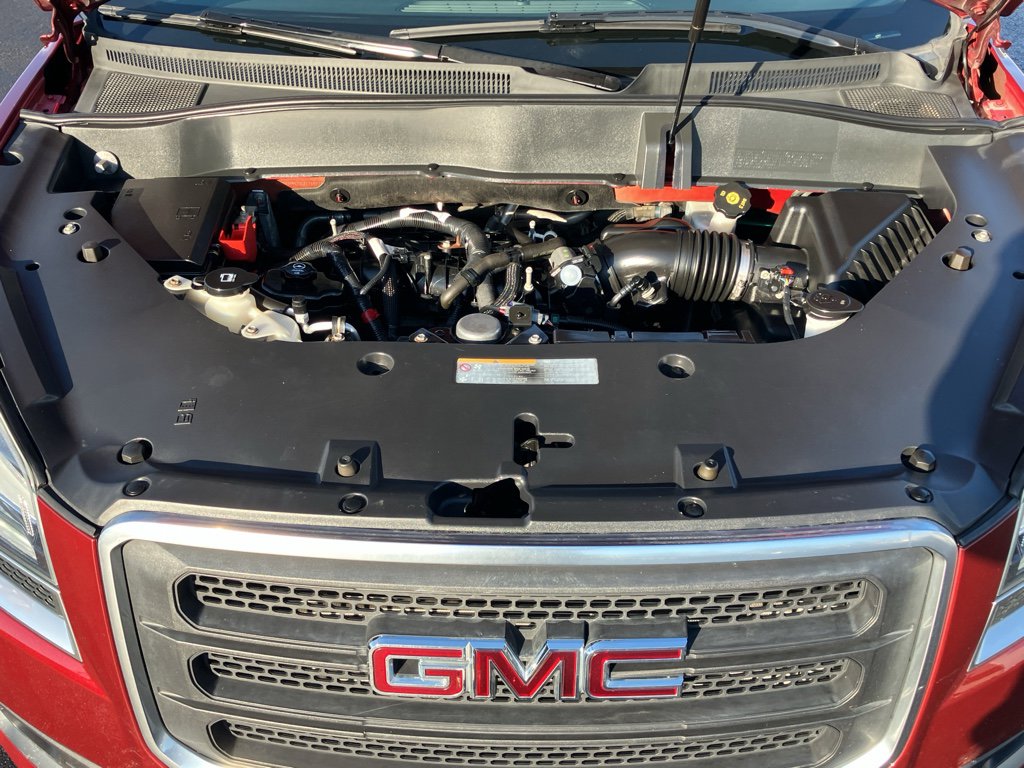 Used 2016 GMC Acadia SLE image 39