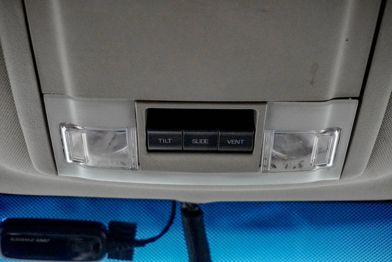 Used 2011 Lincoln Navigator L 4WD image 28