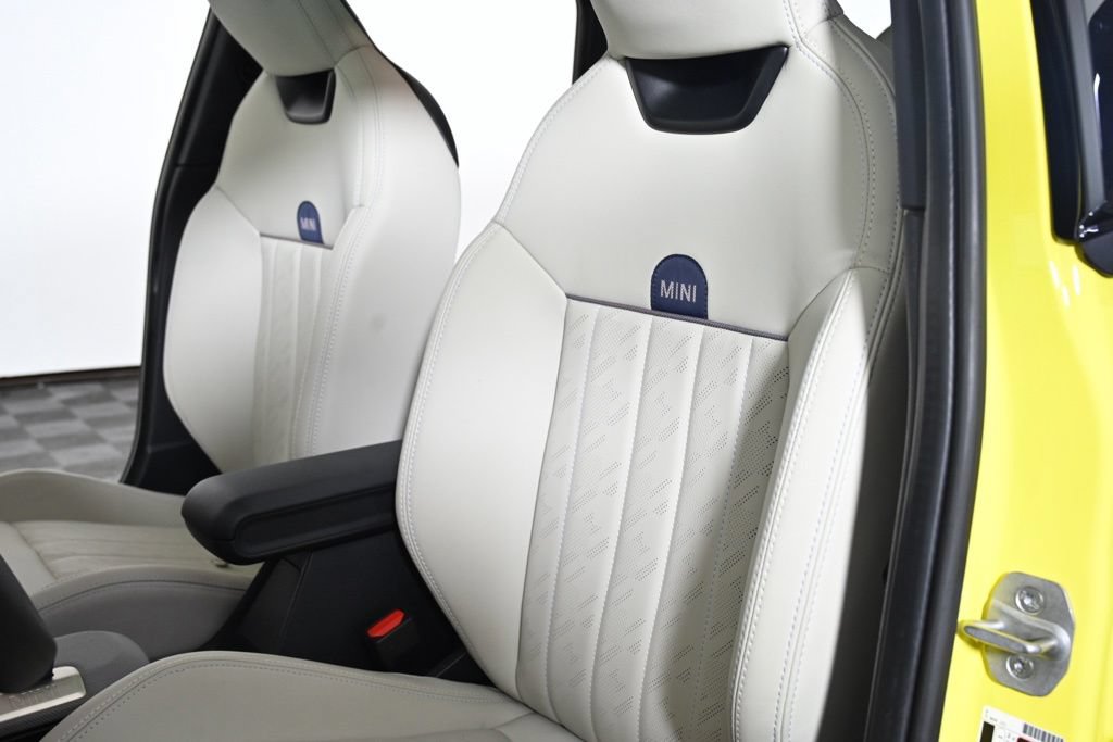 Certified 2026 MINI Cooper S FWD image 22