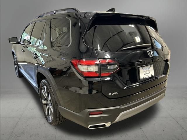 Certified 2024 Honda Pilot Touring image 4