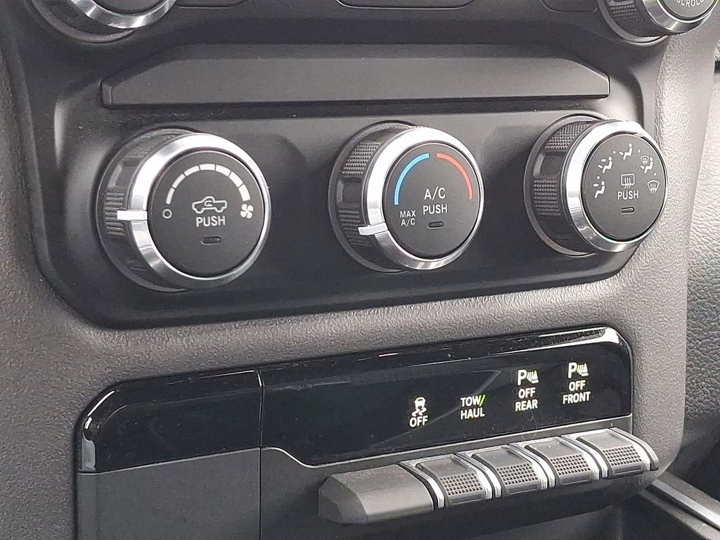 Used 2022 RAM 1500 Big Horn AWD/4WD image 15
