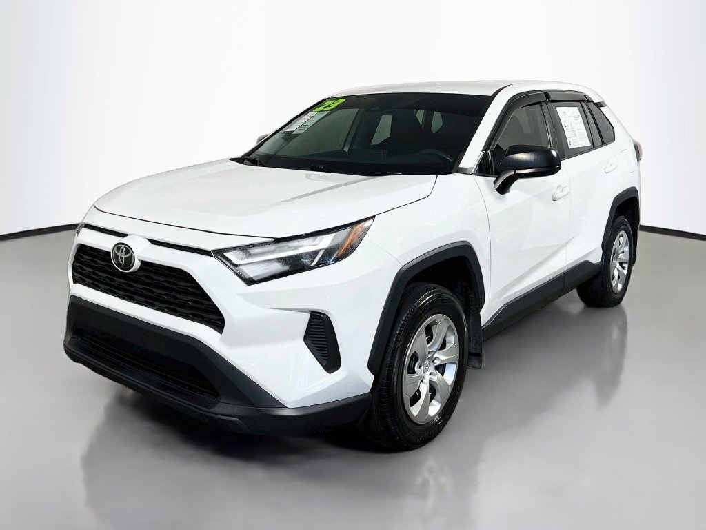 Used 2023 Toyota RAV4 LE AWD/4WD image 7