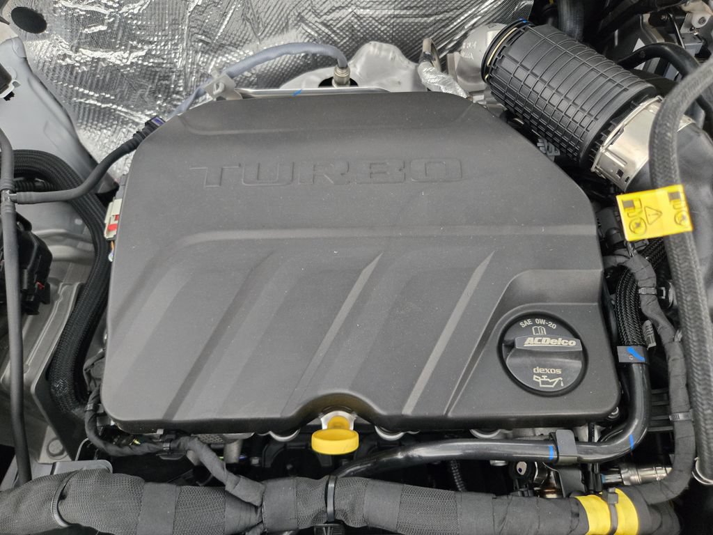 New 2026 Chevrolet Trax LS w/ LS Convenience Package FWD image 35