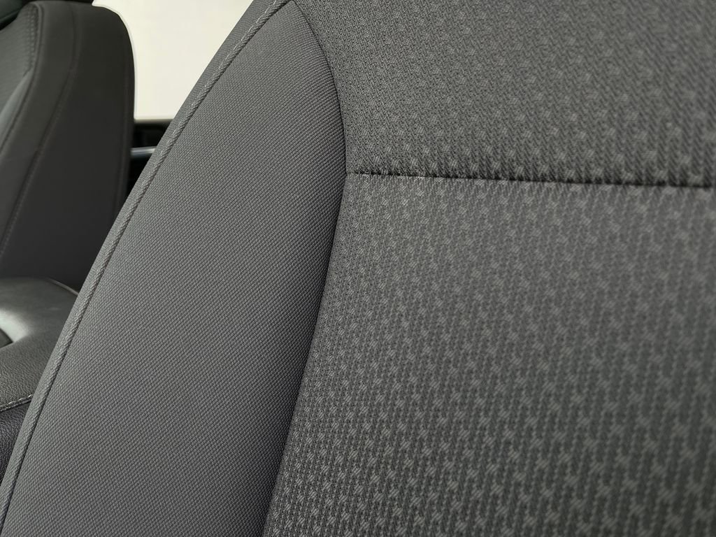 Used 2021 Chevrolet Silverado 2500 Custom w/ Custom Value Package image 14