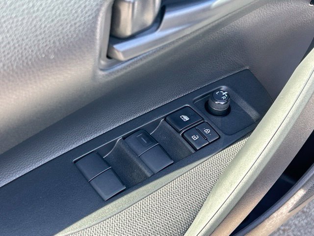 Certified 2025 Toyota Corolla LE AWD/4WD image 19