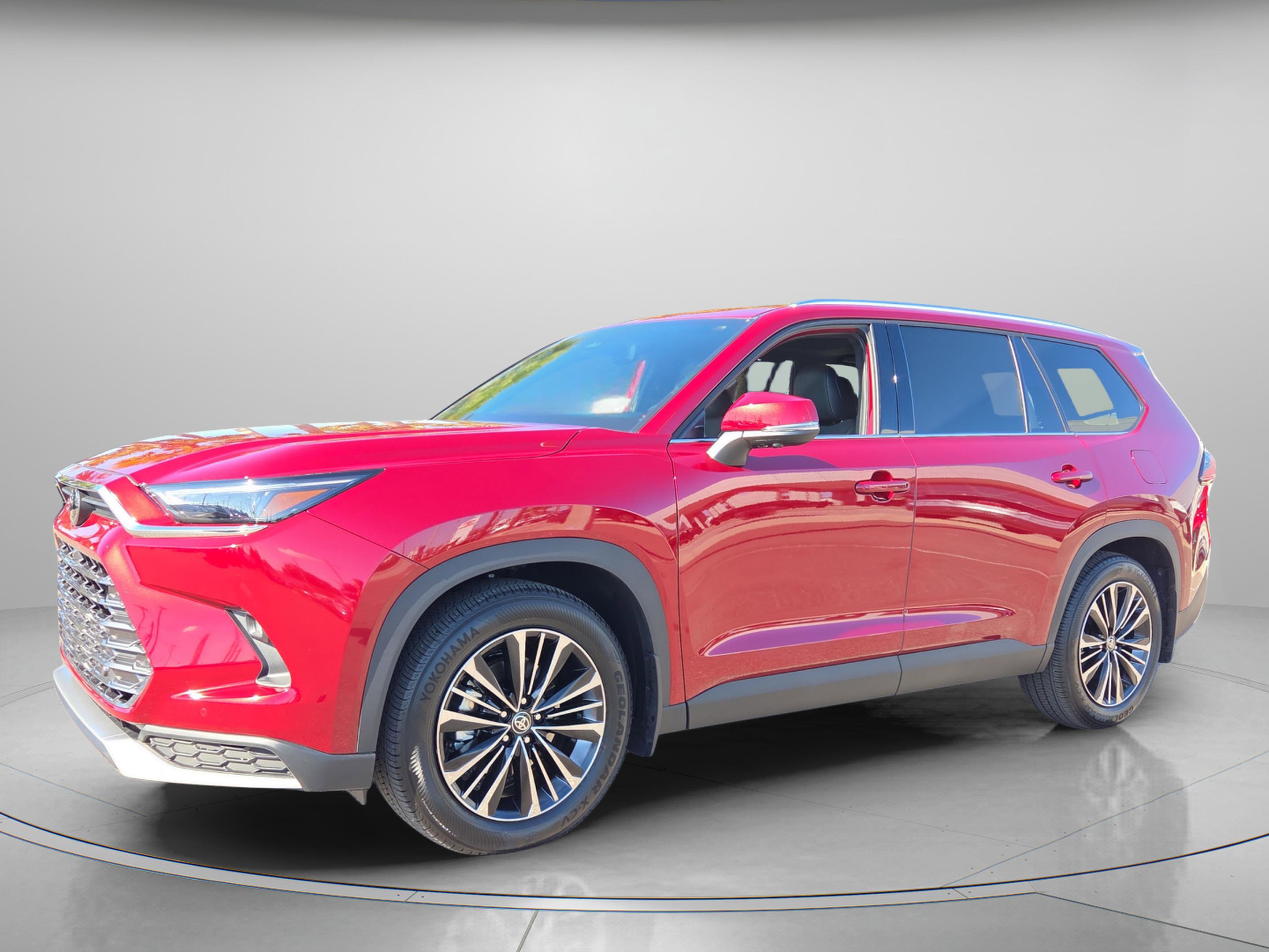 Used 2025 Toyota Grand Highlander AWD Hybrid image 2