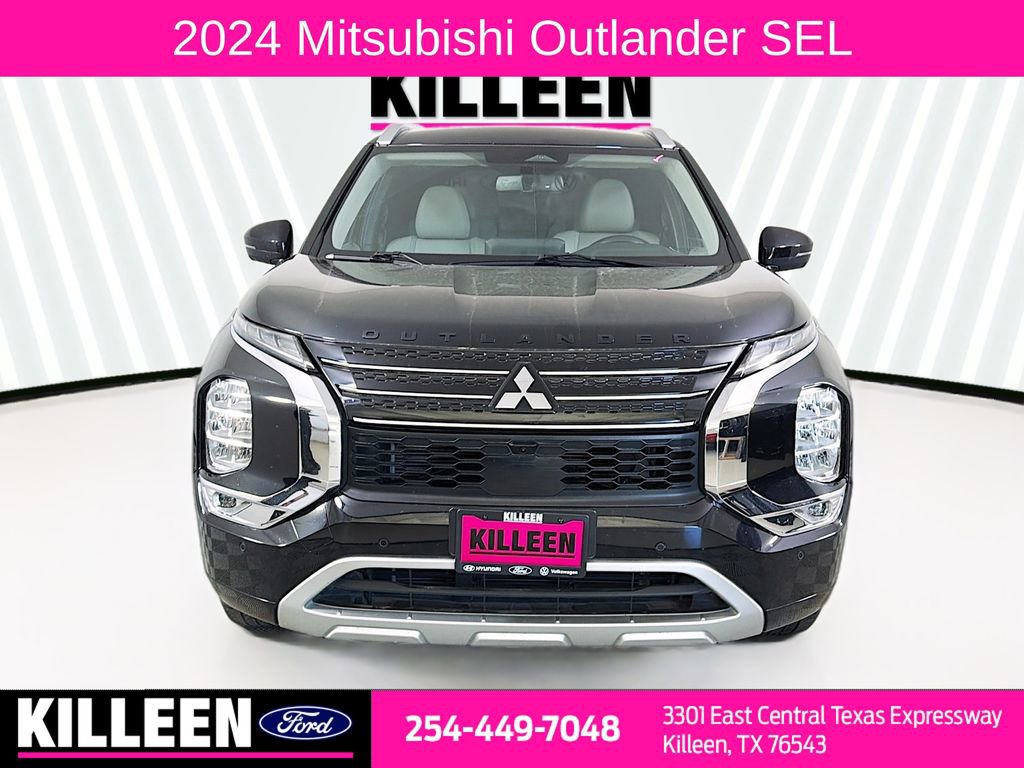 Used 2024 Mitsubishi Outlander SEL image 2