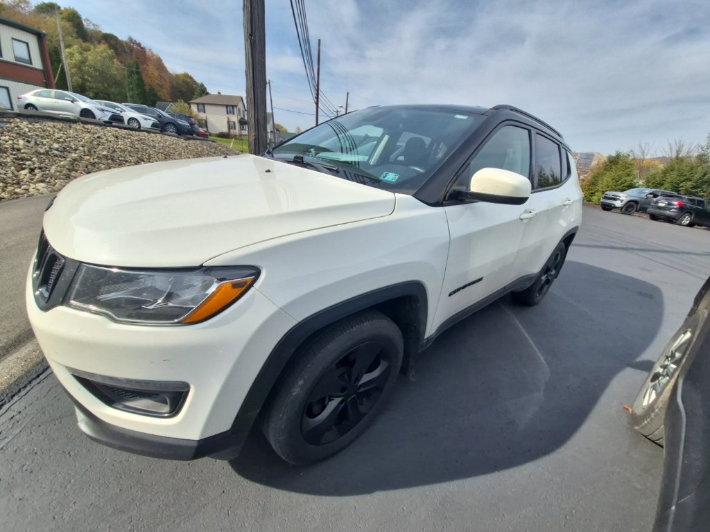 Used 2019 Jeep Compass Latitude AWD/4WD image 4