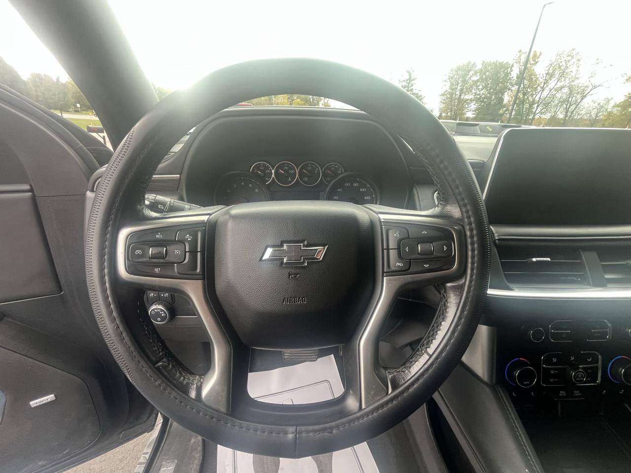 Used 2021 Chevrolet Suburban Z71 AWD/4WD image 10