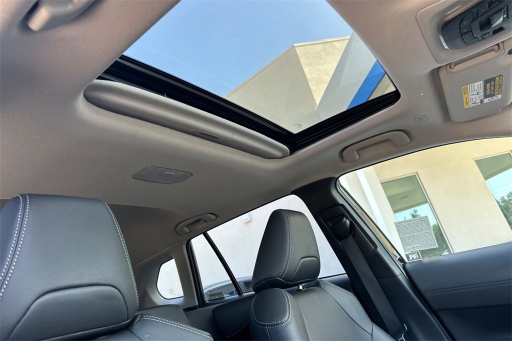 Used 2023 Toyota Corolla Cross XLE image 20