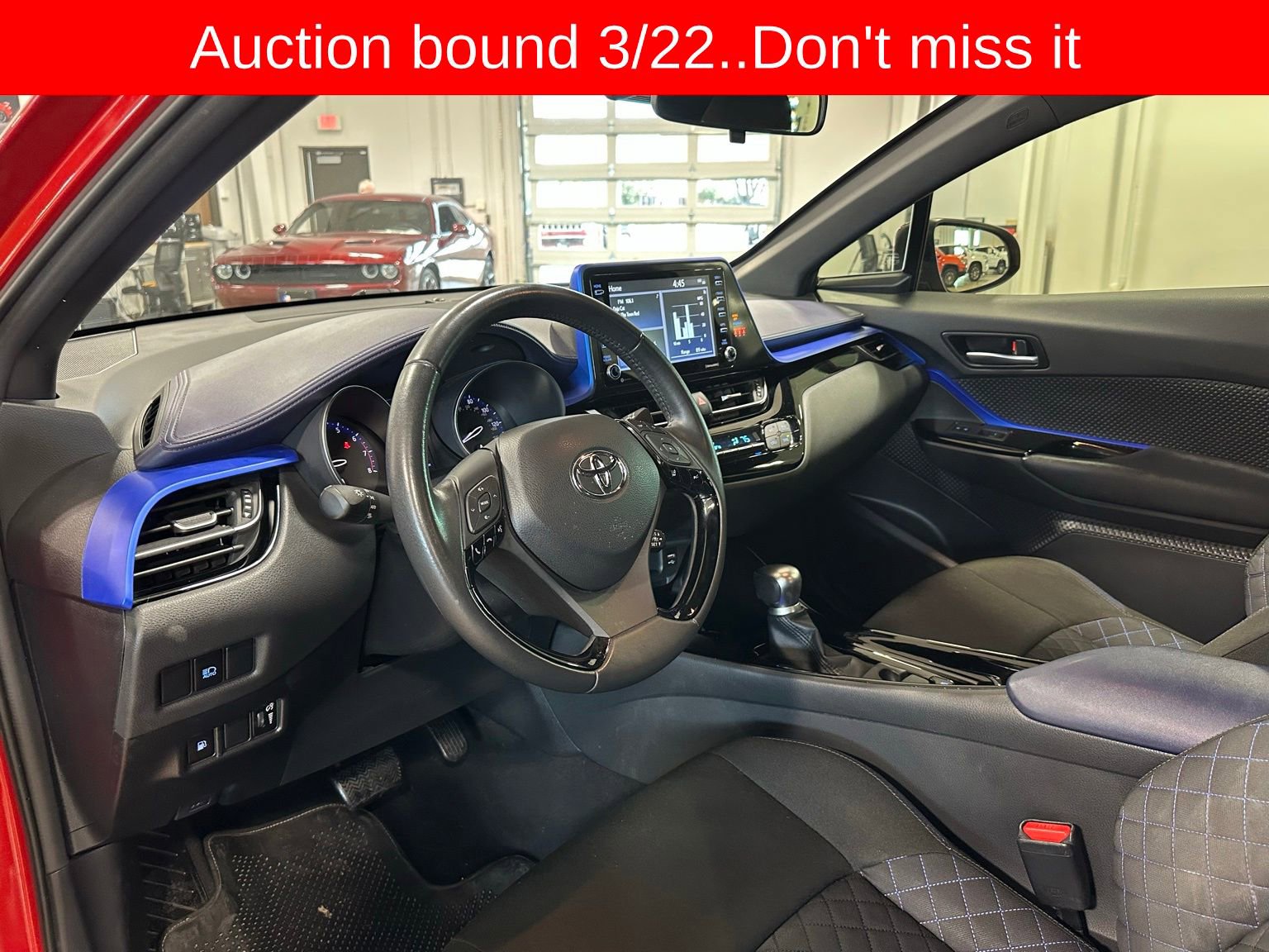 Used 2020 Toyota C-HR XLE image 13