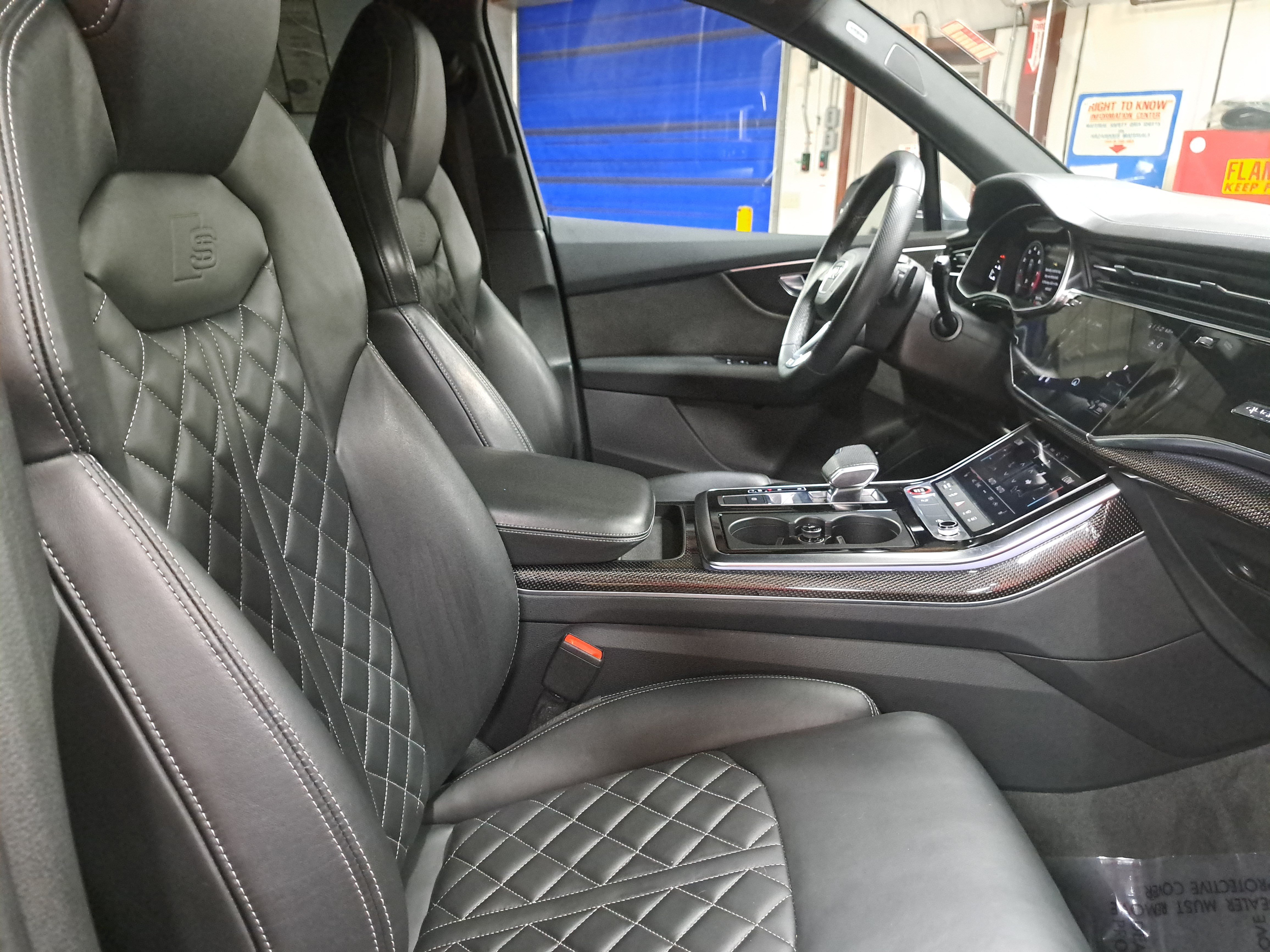Used 2021 Audi SQ7 Premium Plus w/ Driver Assistance Package AWD/4WD image 10