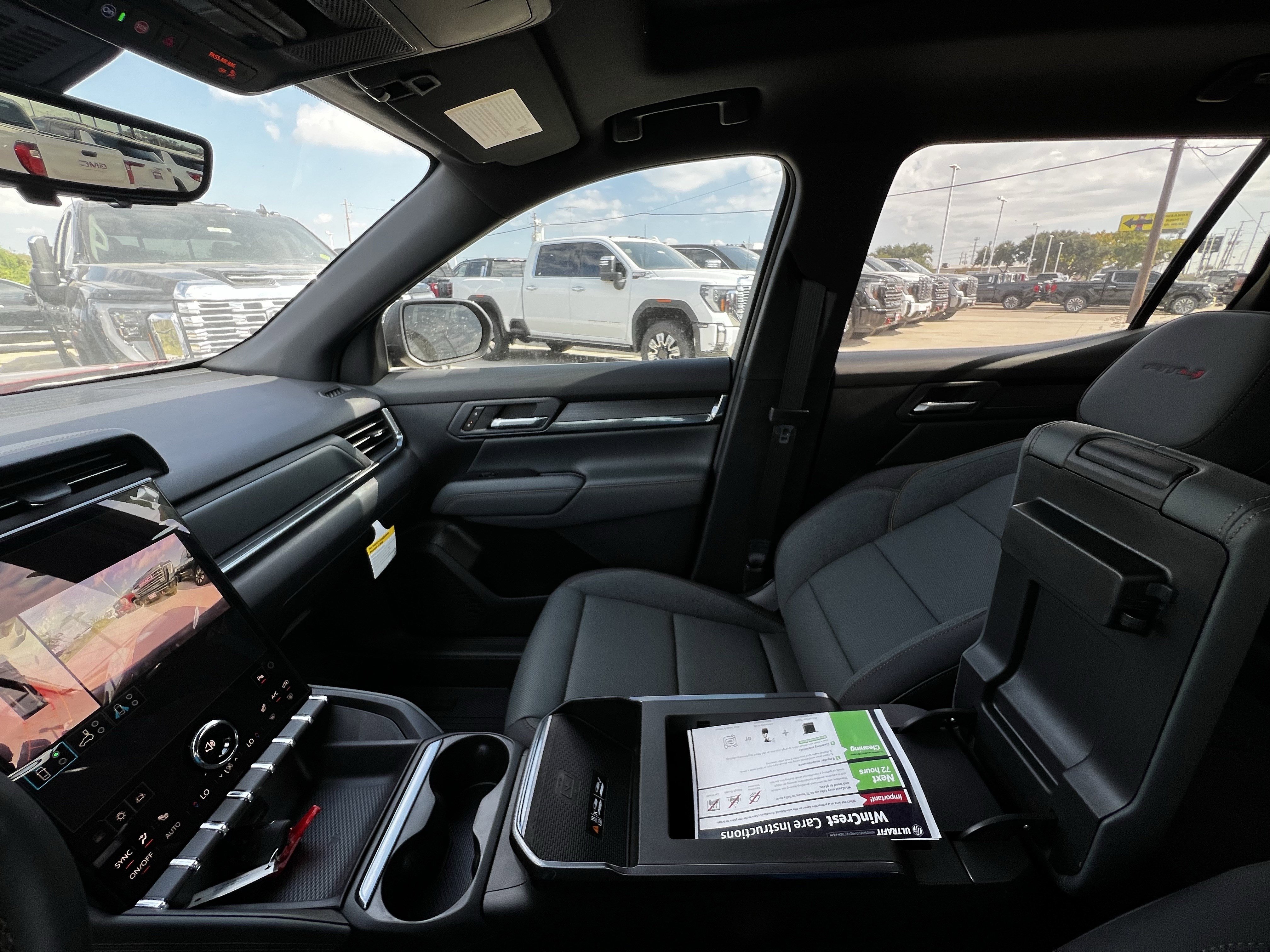 New 2026 GMC Terrain AT4 w/ Technology Package II image 23