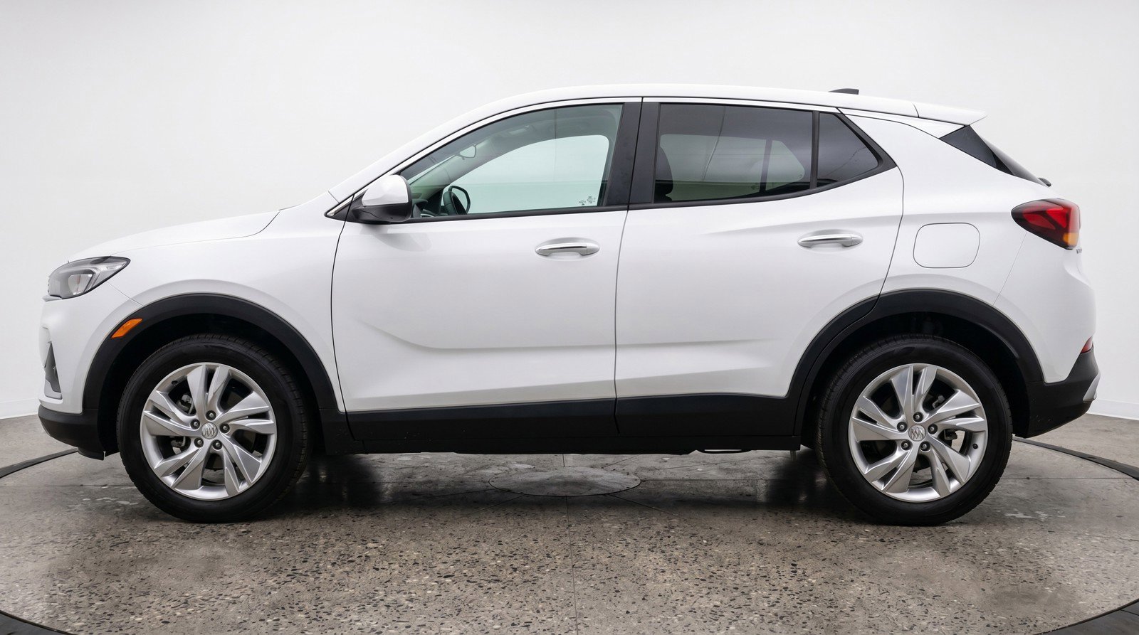 Used 2025 Buick Encore GX Preferred AWD/4WD image 5