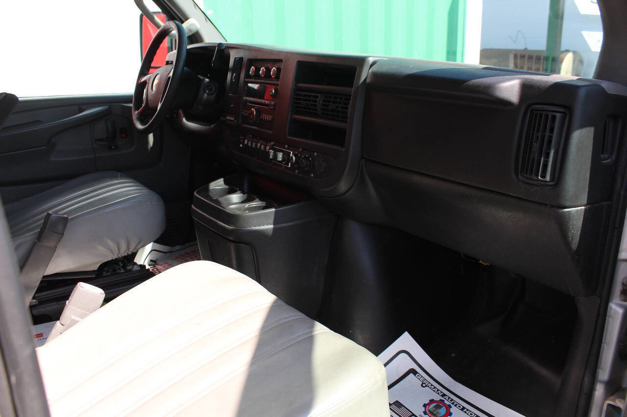 Used 2012 Chevrolet Express 3500 w/ Shuttle Bus Package RWD image 19