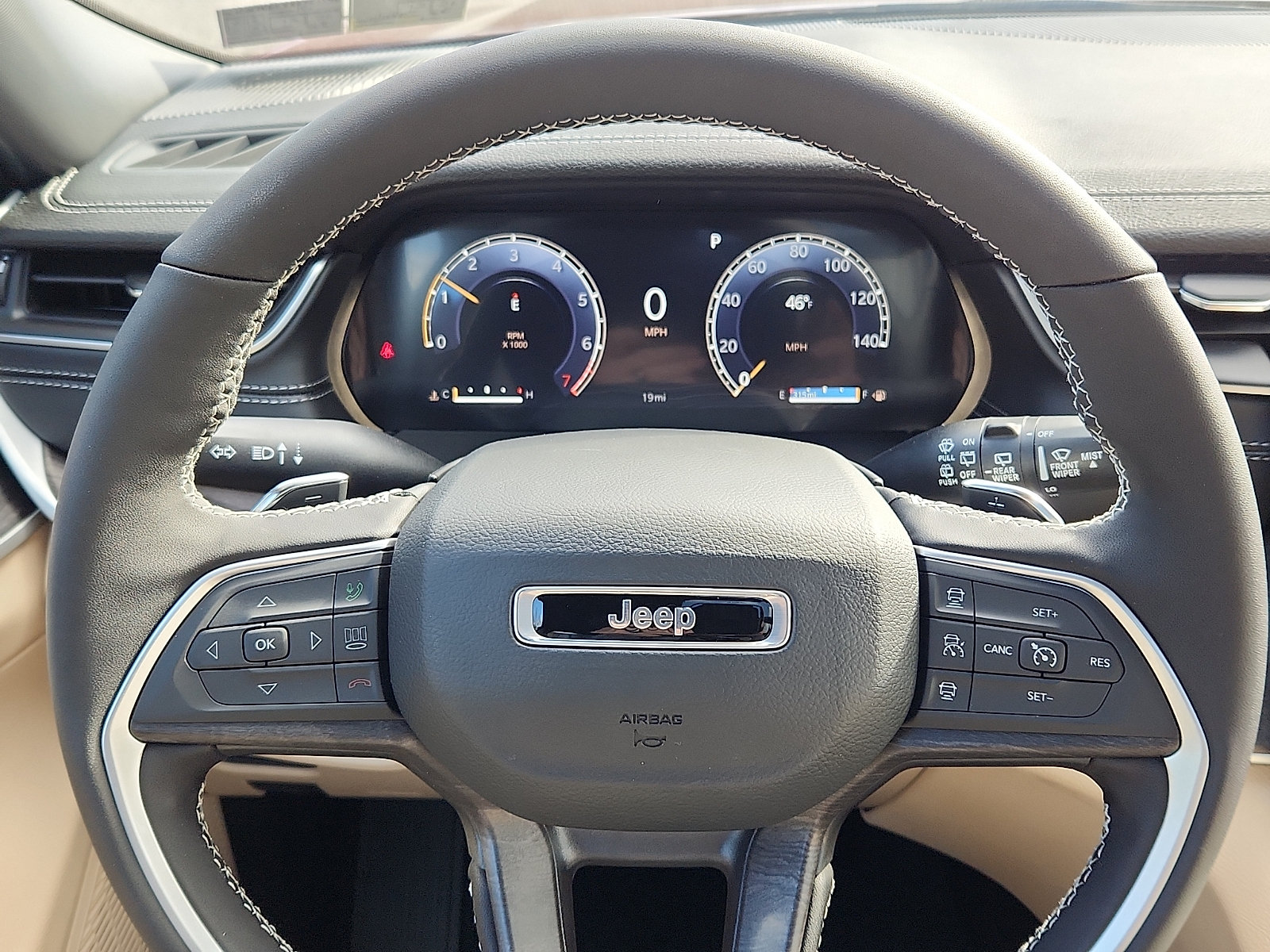 New 2025 Jeep Grand Cherokee L Limited w/ Luxury Tech Group II AWD/4WD image 15