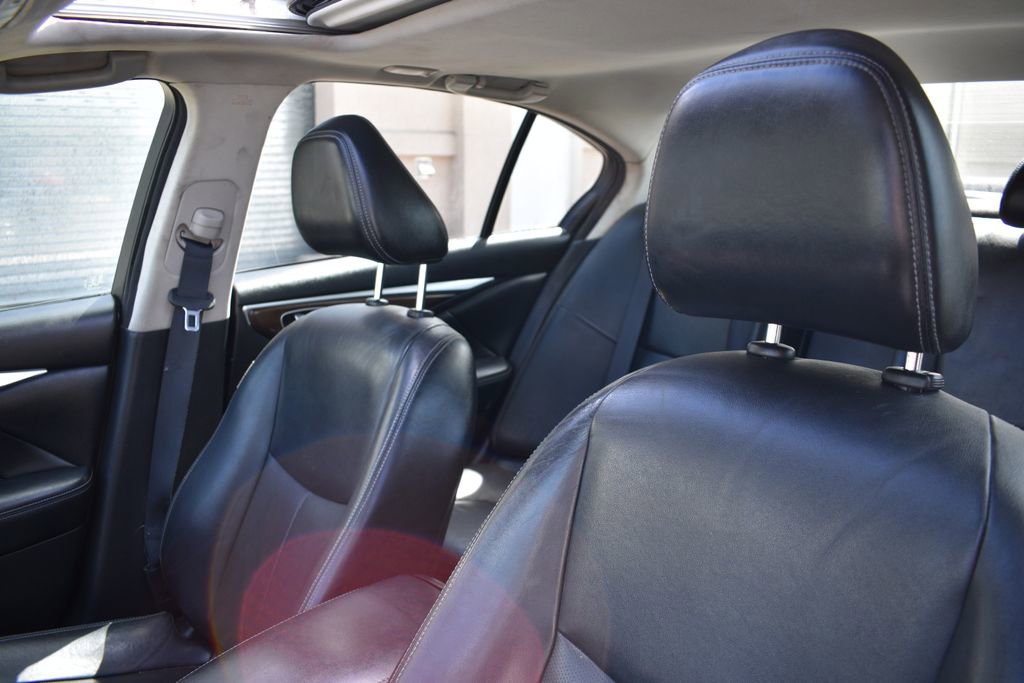Used 2014 INFINITI Q50 Premium w/ Navigation Package image 8