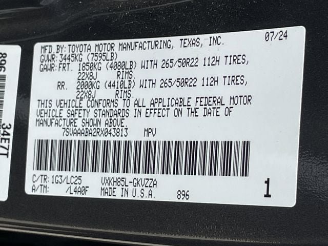 Used 2024 Toyota Sequoia Capstone AWD/4WD image 35