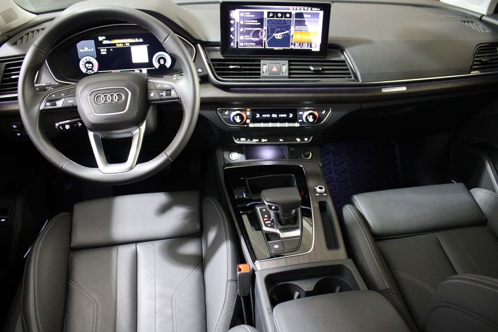 Certified 2025 Audi Q5 2.0T Premium Plus w/ Premium Plus Package image 19