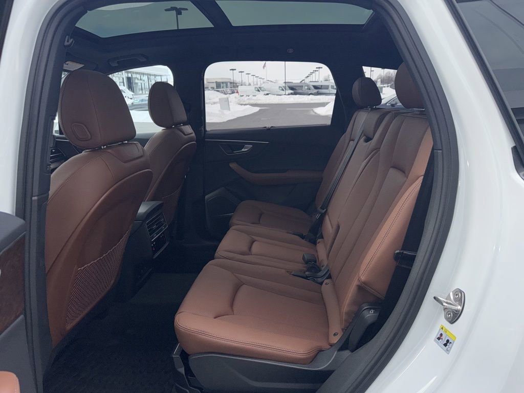 New 2026 Audi Q7 2.0T Premium Plus AWD/4WD image 17