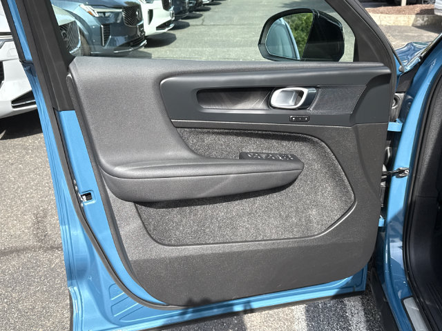 Certified 2023 Volvo XC40 Recharge Plus w/ Protection Package Premier AWD/4WD image 9