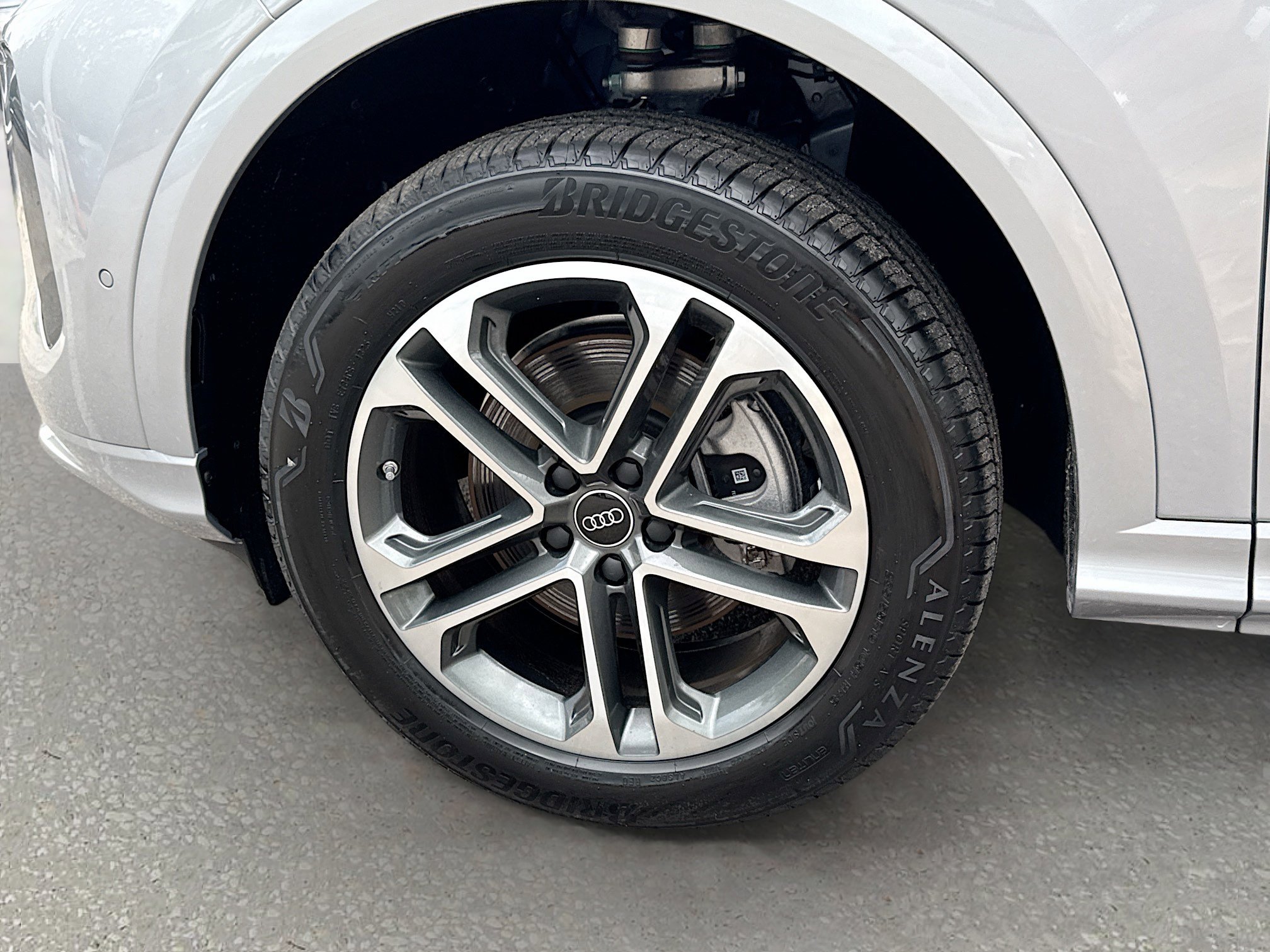 New 2025 Audi Q5 Premium image 40