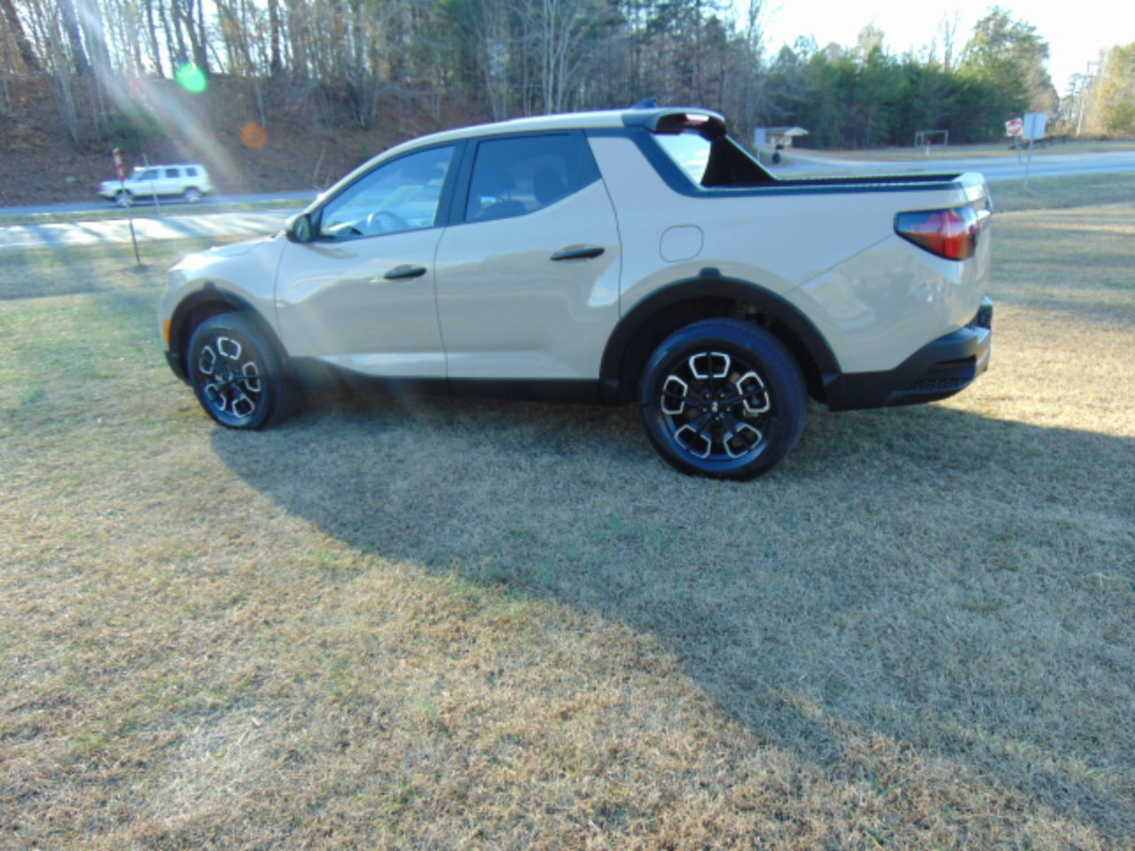 Used 2024 Hyundai Santa Cruz SEL image 4