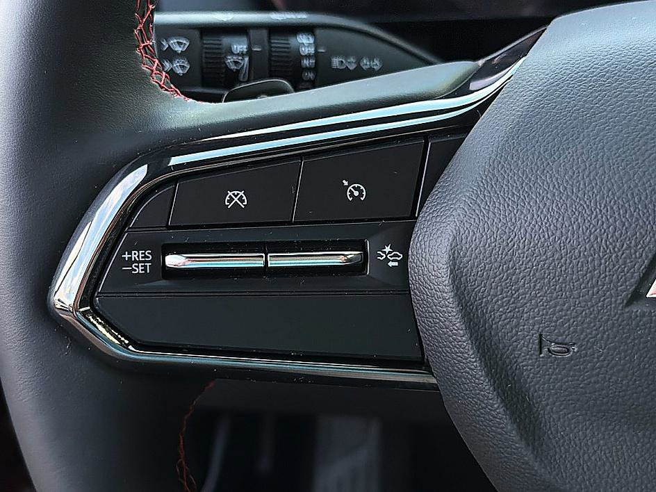 Used 2025 Chevrolet Equinox EV RS image 17