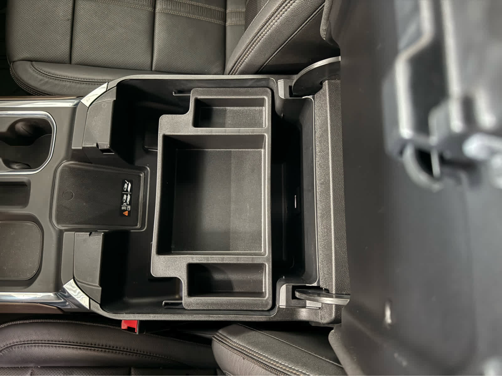 Certified 2024 Chevrolet Silverado 1500 High Country w/ High Country Premium Package image 23