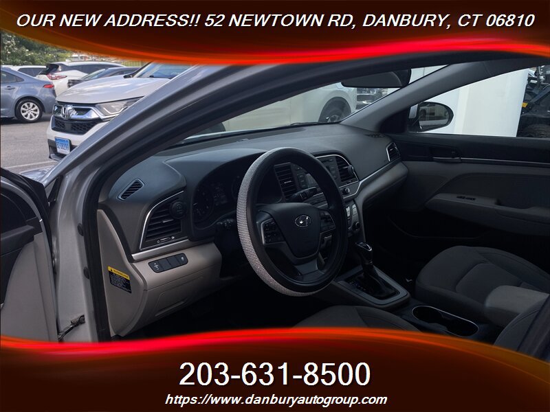 Used 2018 Hyundai Elantra SE FWD image 11