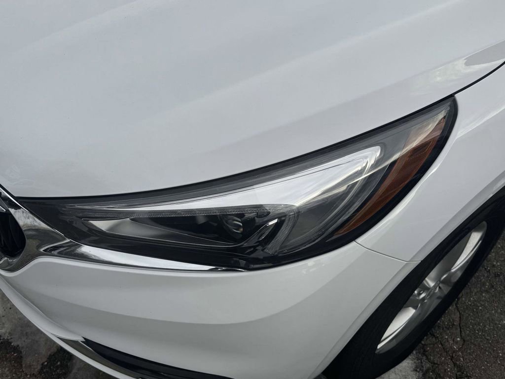 Used 2020 Buick Enclave Essence w/ LPO, Cargo Package image 8