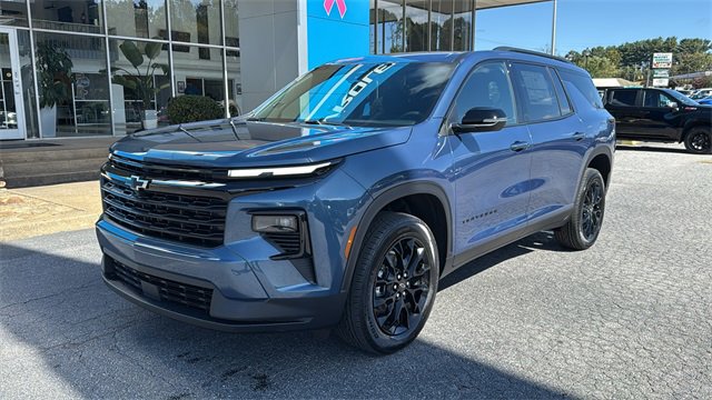 New 2026 Chevrolet Traverse LT w/ Midnight/Sport Edition