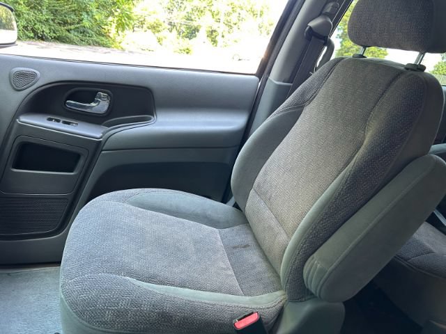 Used 2001 Nissan Quest SE FWD image 22