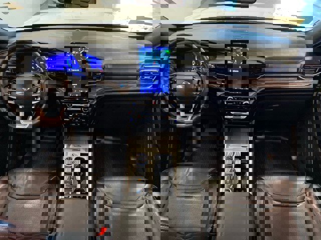 Used 2023 Ford Explorer Platinum w/ Technology Package image 12