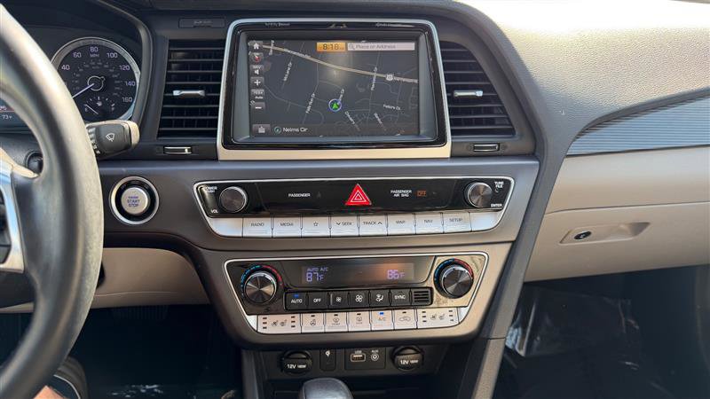 Used 2018 Hyundai Sonata Limited w/ Limited Ultimate Package 03 FWD image 28