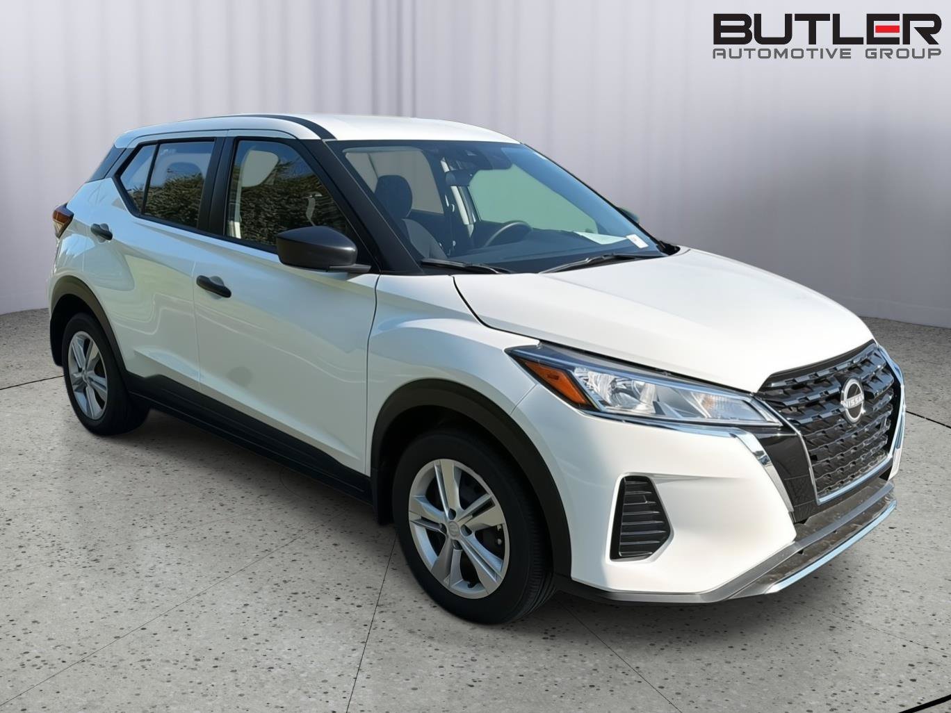 Used 2024 Nissan Kicks S FWD image 8